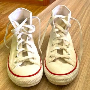 White Converse All Star’s ⭐️